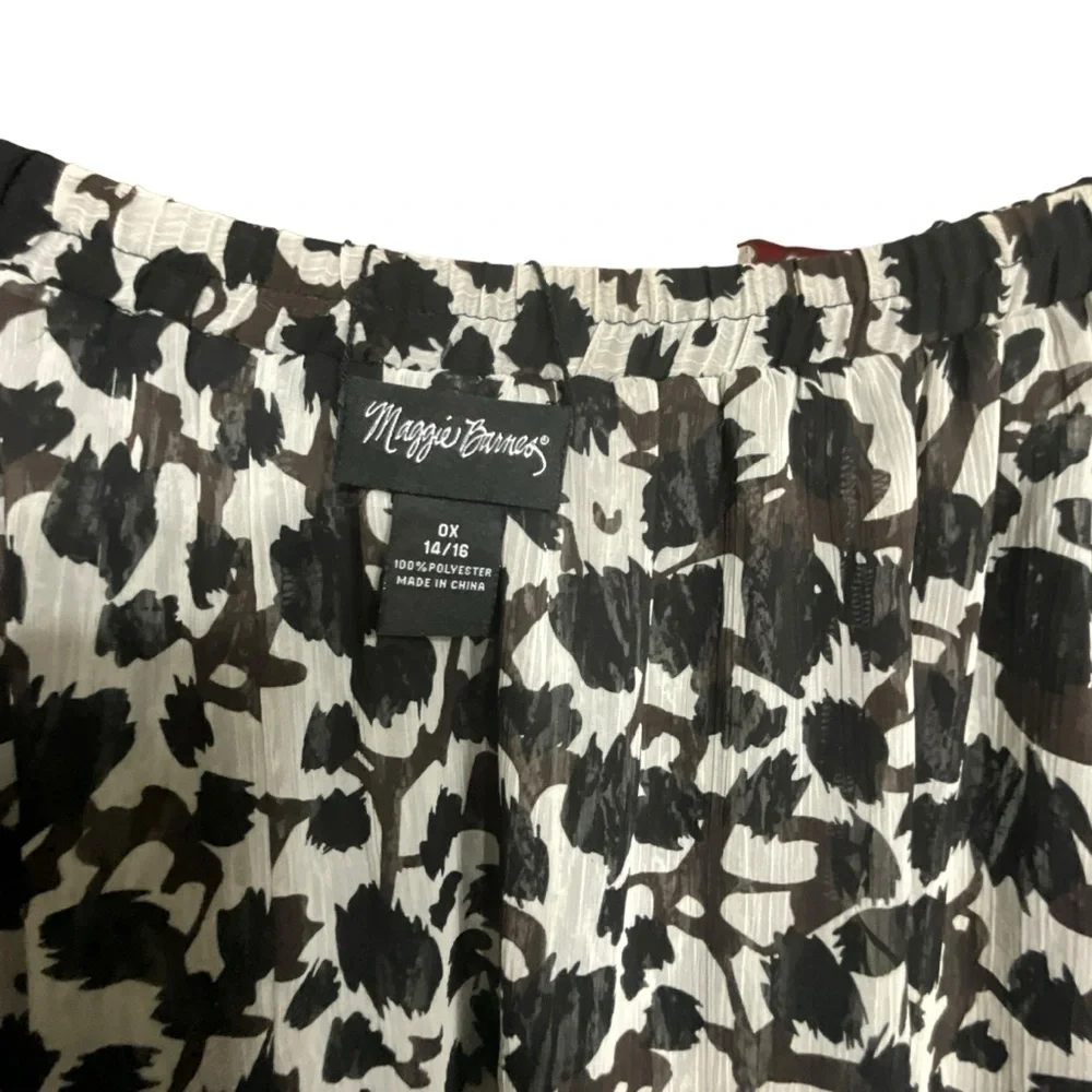 Maggie‎ Barnes Black and White Reversible Skirt
